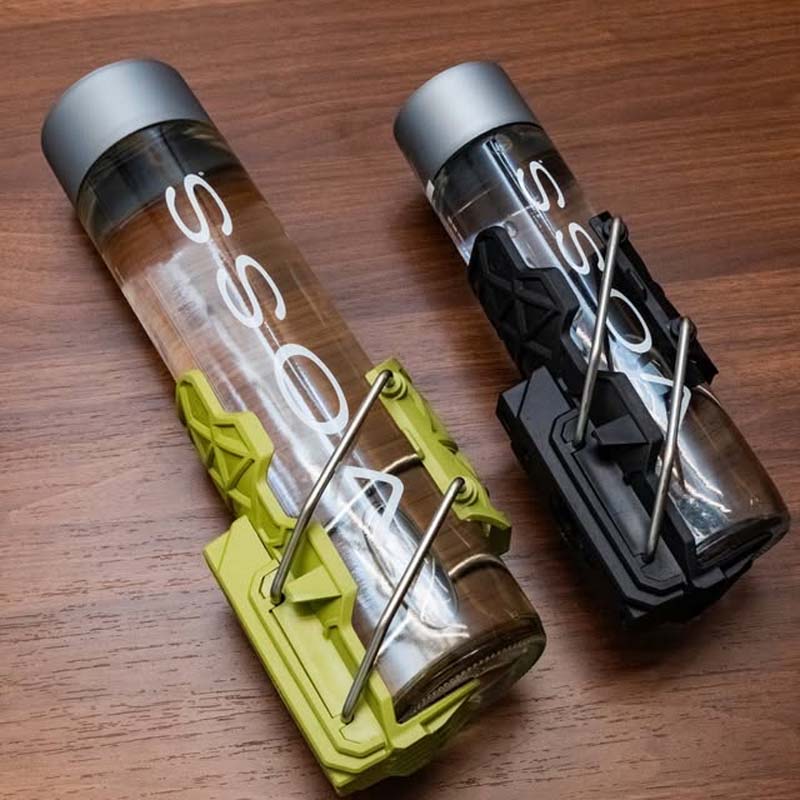 🚴 Universal Water Bottle Holder